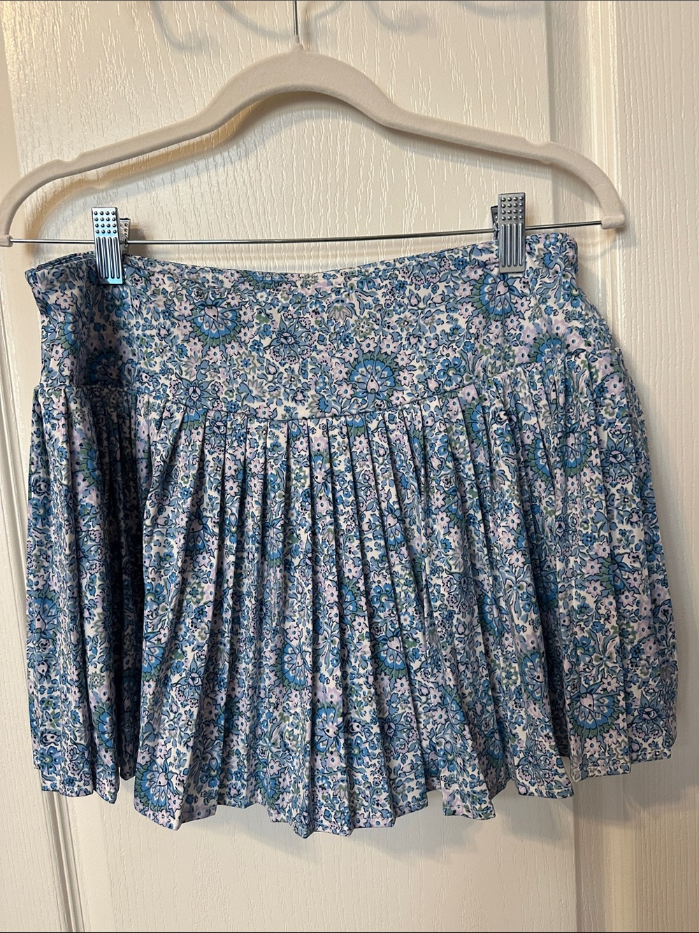 Laura Ashley Blue and White Floral Pleated Golf or Pickleball Skirt